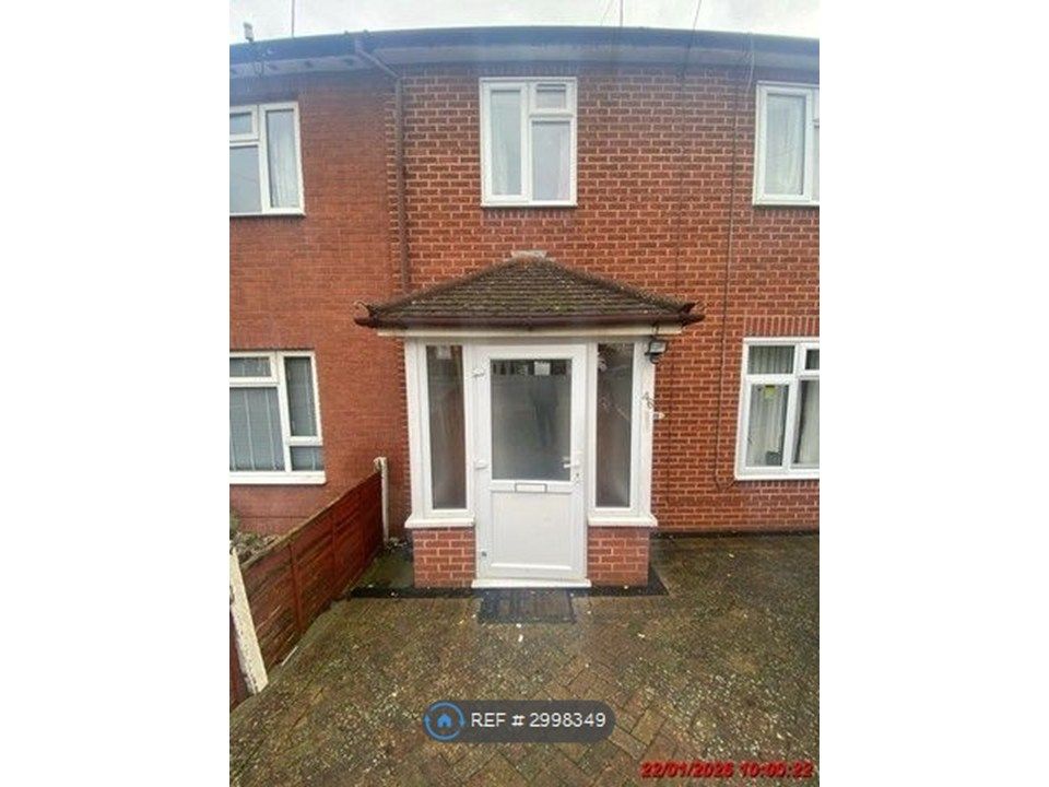 Property photo 3 of 35
