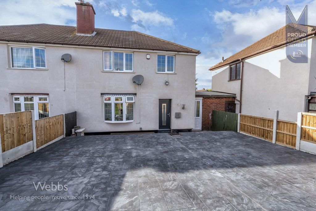 Property photo 1 of 22 Â© Webbs Estate Agents Â© (25 Of 25).Jpg