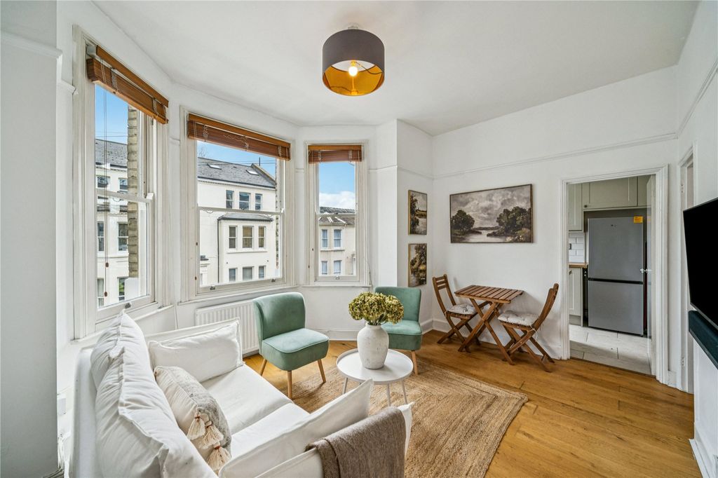 Property photo 2 of 8 Picture No. 04