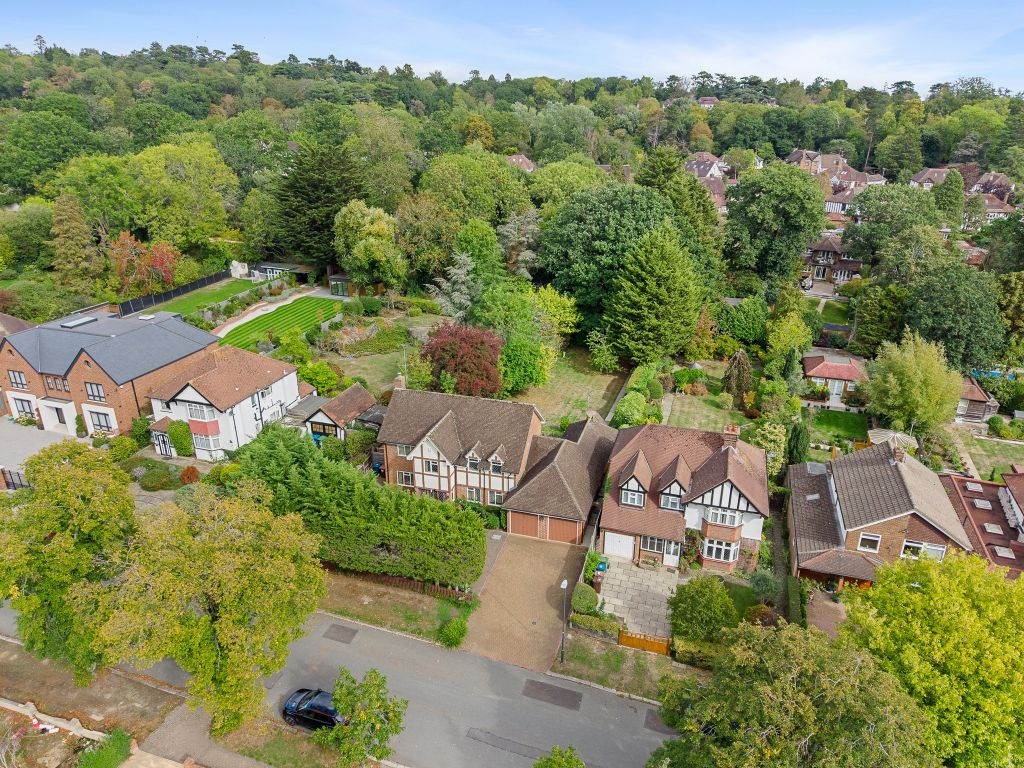 Property photo 2 of 18 D5