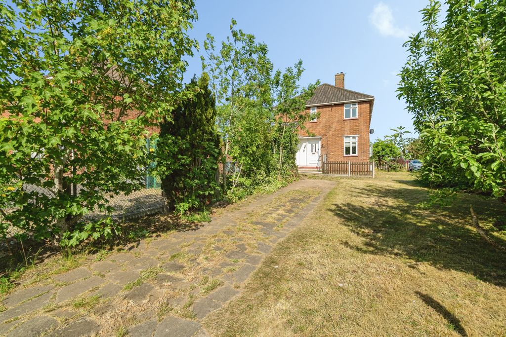 Property photo 1 of 20