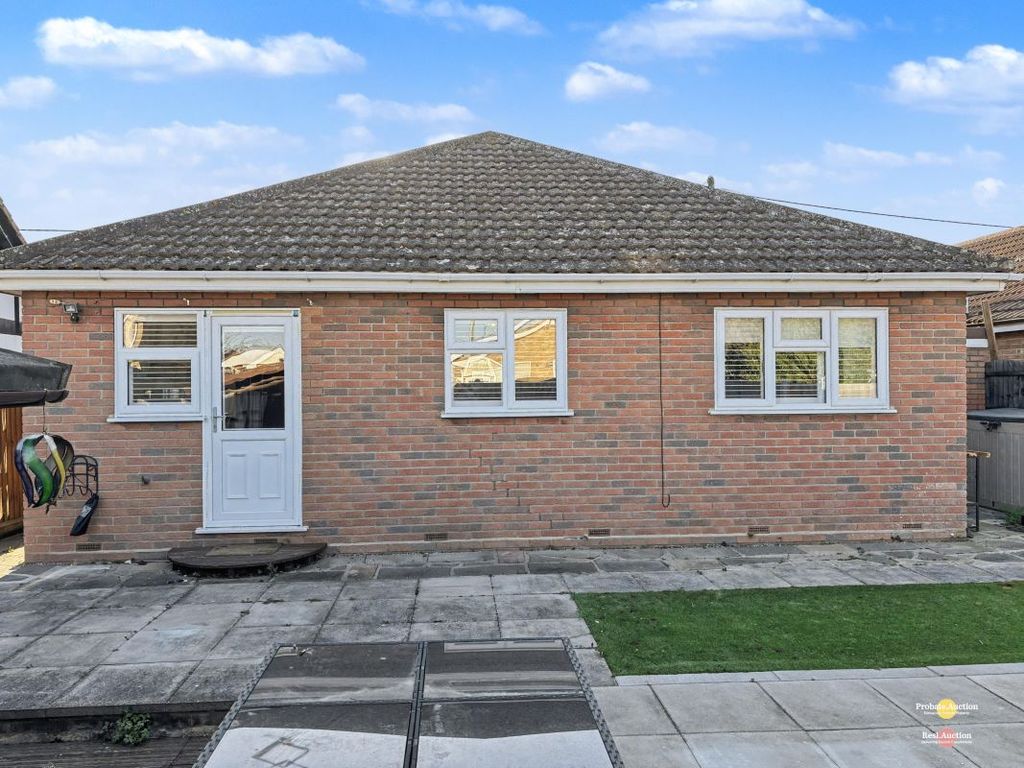 Property photo 3 of 15