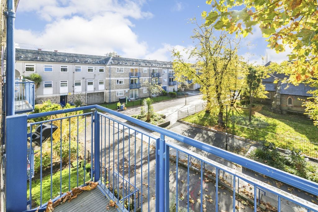 Property photo 2 of 12 Balcony