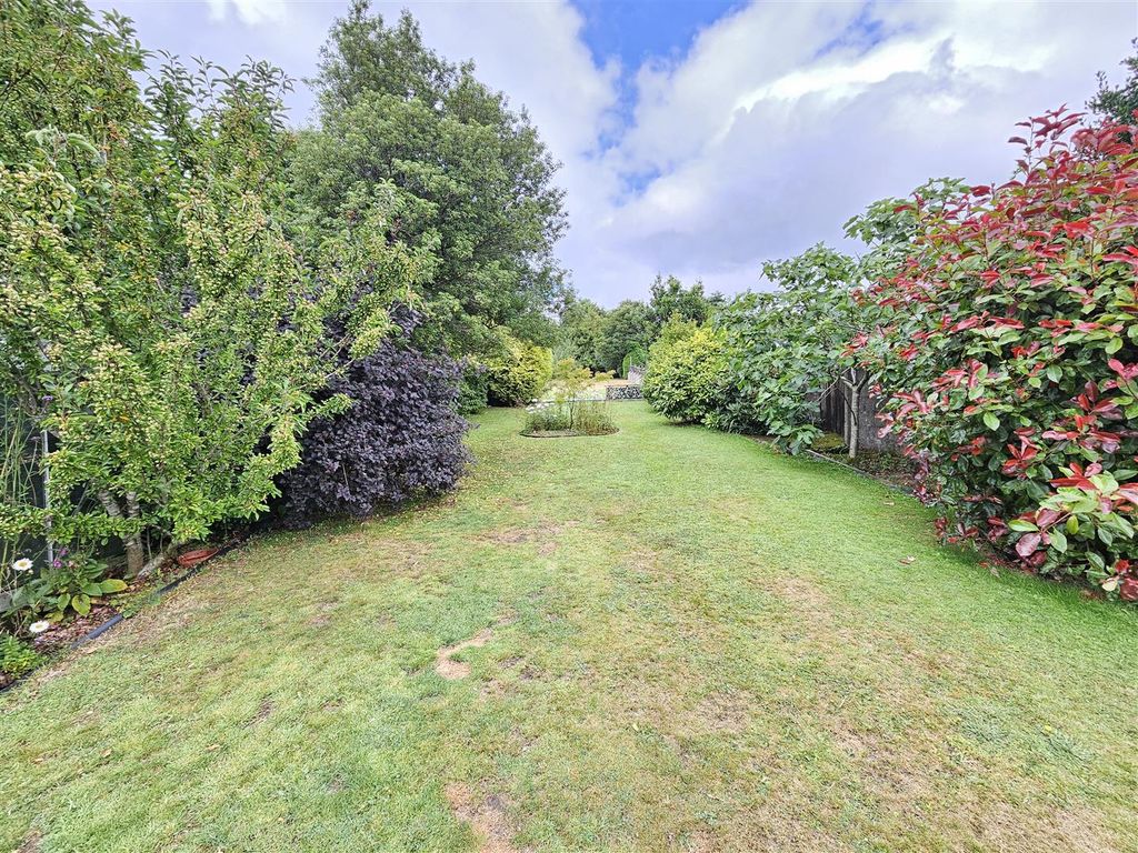 Property photo 2 of 26 Garden.Jpg