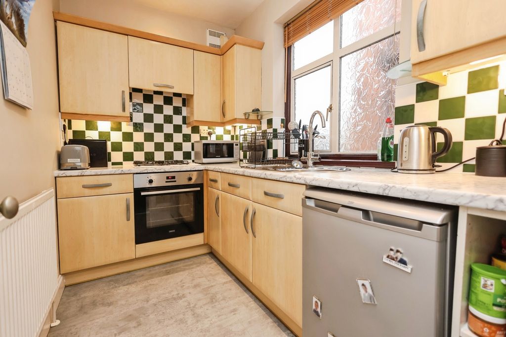 Property photo 2 of 20 Pbox-Img.Jpg