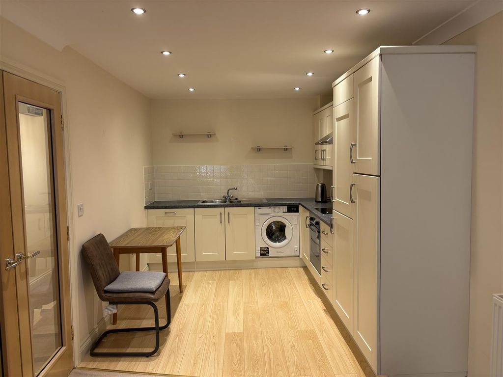 Property photo 3 of 12 Kithen/ Living Room