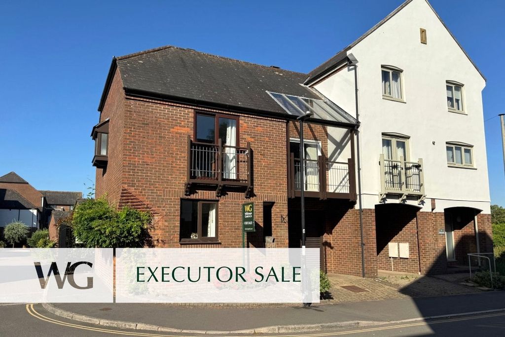 Property photo 1 of 13 Executor Sale
