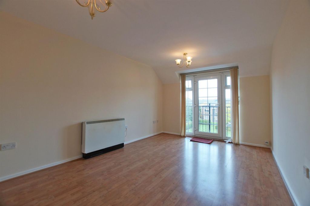Property photo 2 of 5