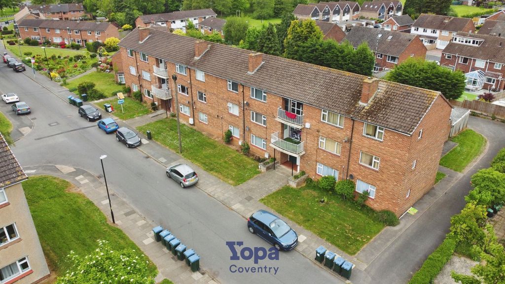Property photo 1 of 19 50Ea33E1-Front 202.Jpg