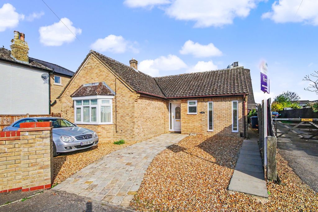 Property photo 1 of 12