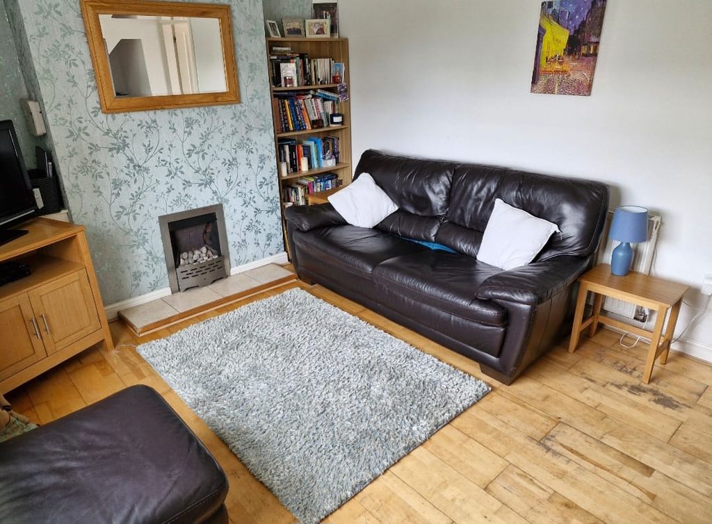 Property photo 2 of 23