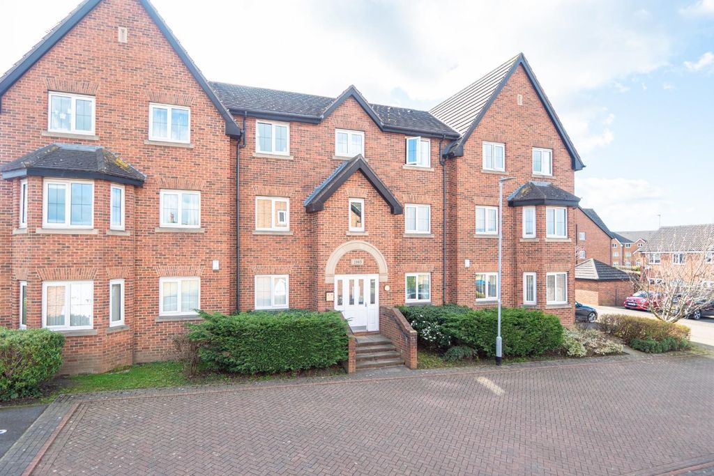 Additional image 11 of 2 bed flat for salePavilion Close, Stanningley, Pudsey LS28