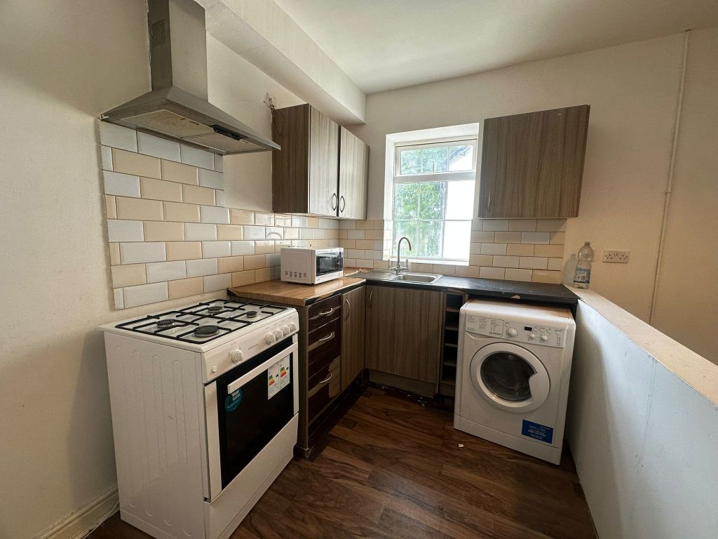 Property photo 1 of 4