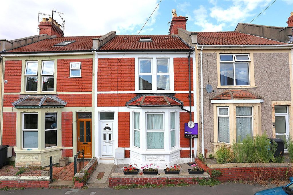 Property photo 1 of 19