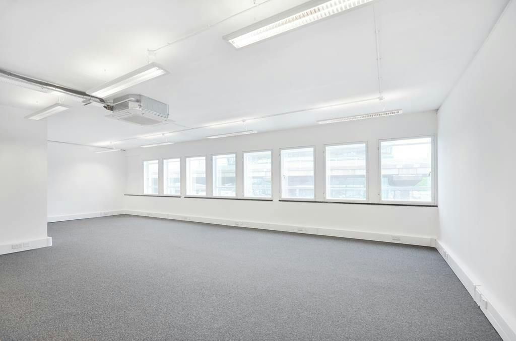 Property photo 3 of 9 Q West Brentford 3.Jpg