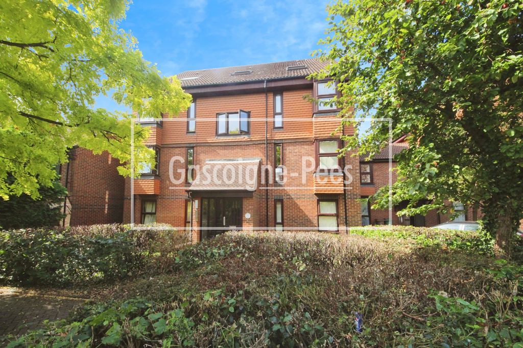 Property photo 1 of 7