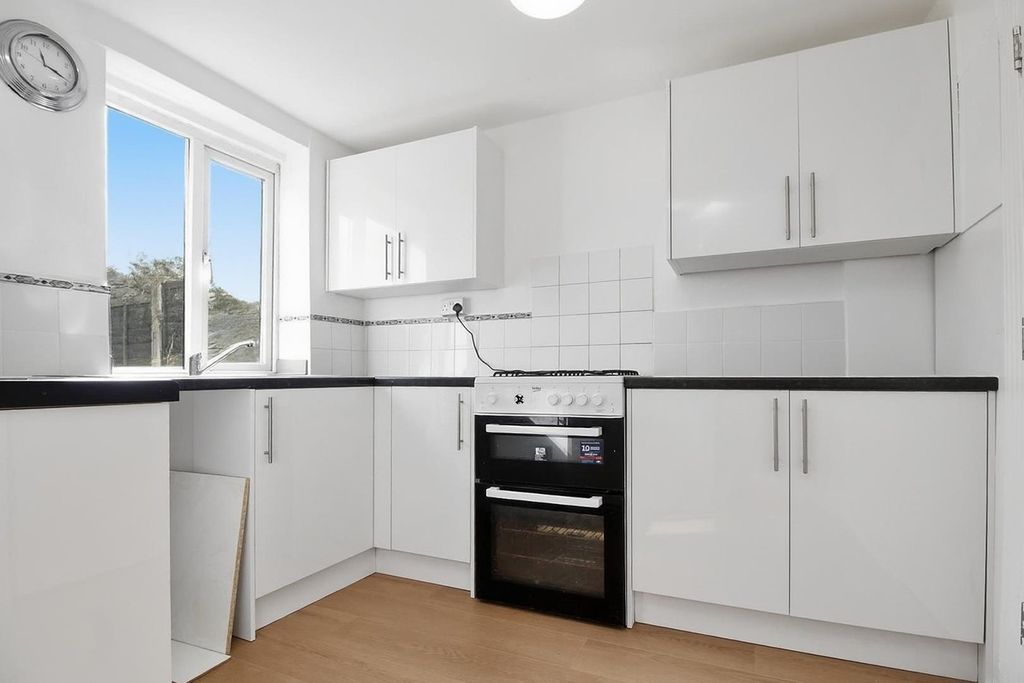 Property photo 3 of 12 Ctcgze-Y90Uuzmhqhobqug.Jpg