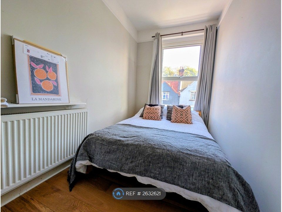 Property photo 1 of 11 Bedroom 5