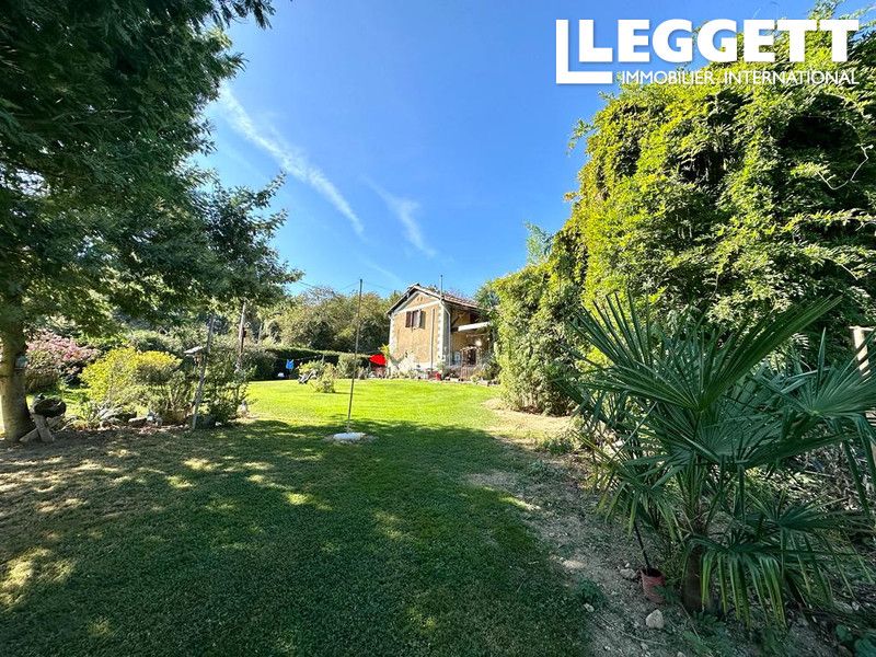 Property photo 1 of 10