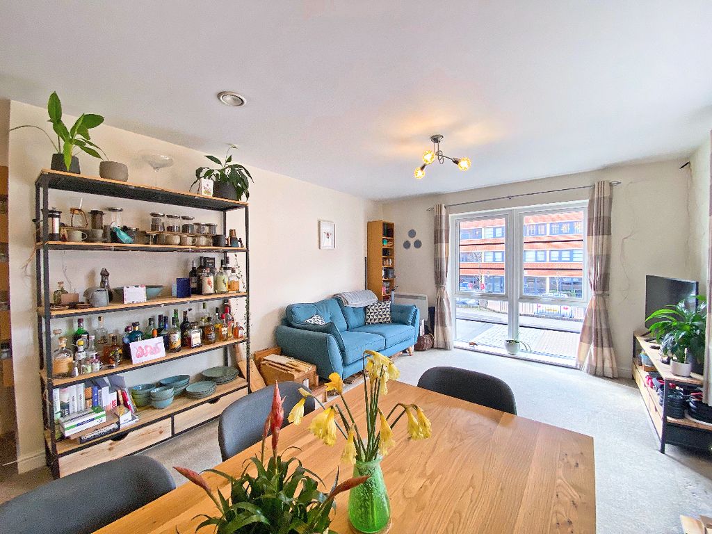 Property photo 2 of 9 2