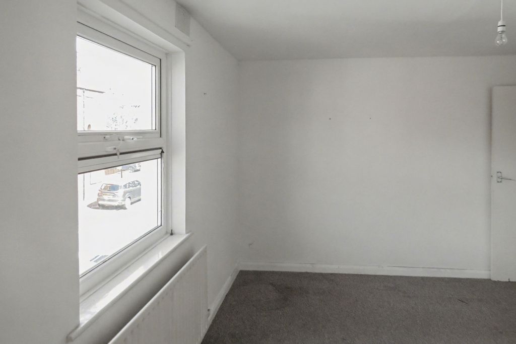 Property photo 3 of 17 1 Eldon Street, Preston, Lancashire, Pr1 7yd