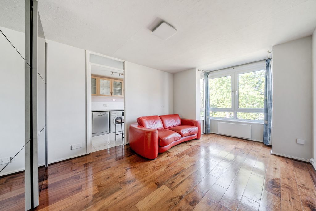 Property photo 2 of 17 1488707-5-6A4Cb99...