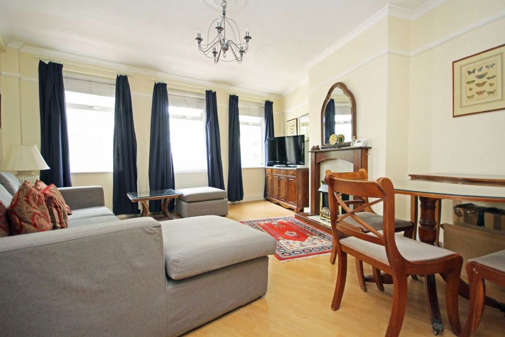 Property photo 2 of 5