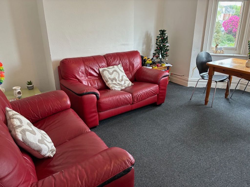 Property photo 1 of 5 Photo 14