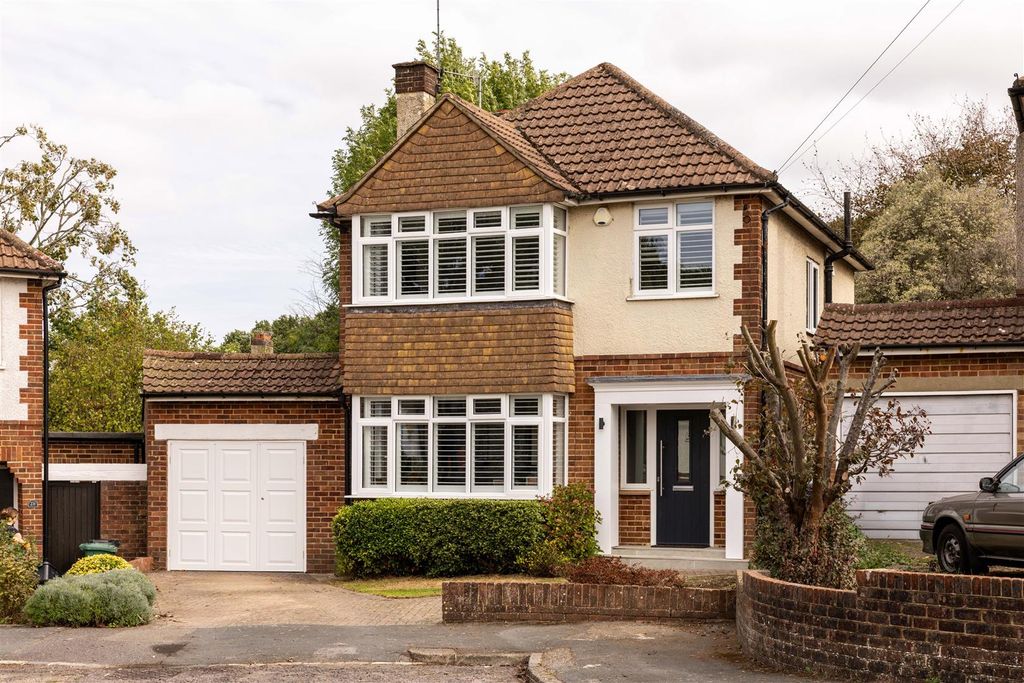 Property photo 1 of 29