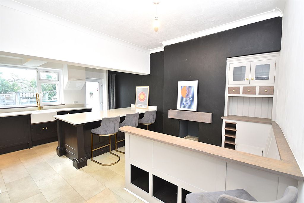 Property photo 2 of 11 Other