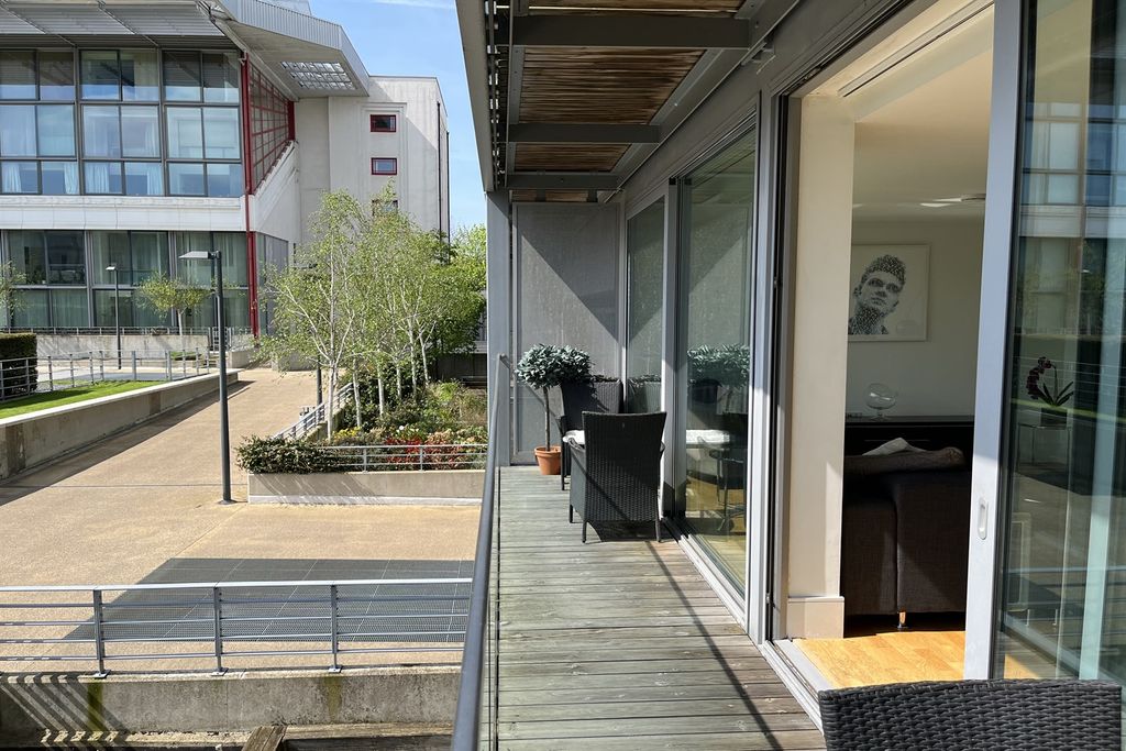 Property photo 1 of 15 (Main)