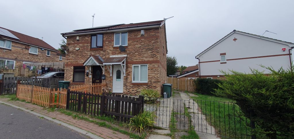 Property photo 1 of 12