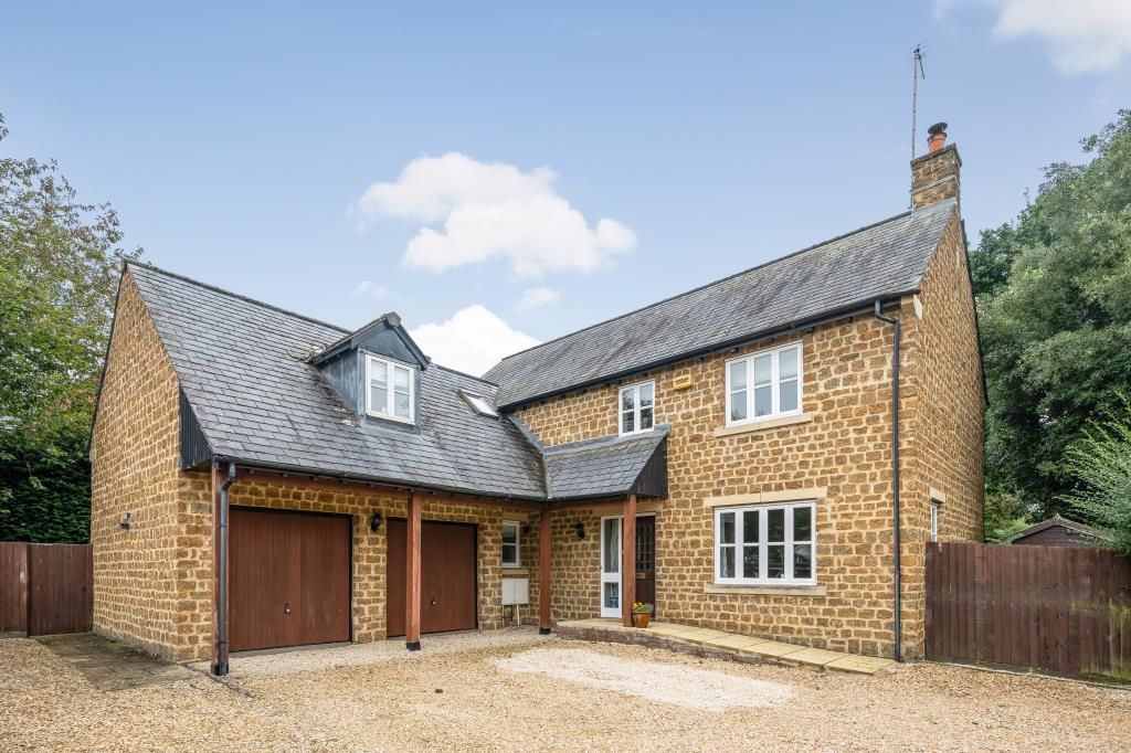 Property photo 1 of 10 External View