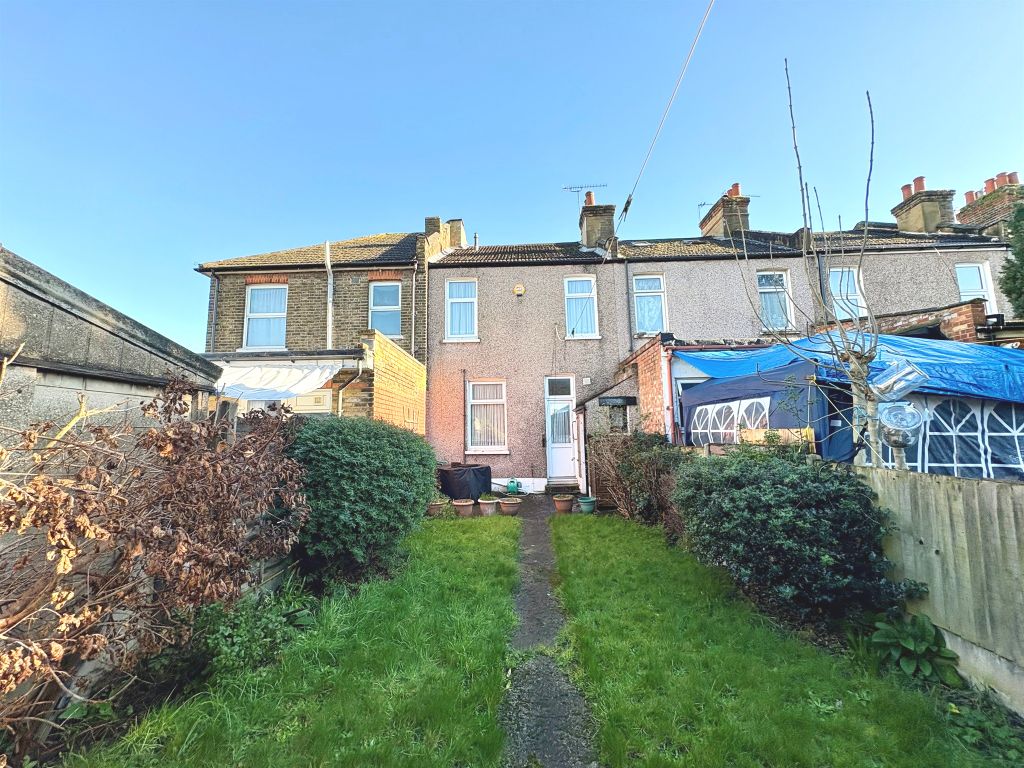 Property photo 2 of 10