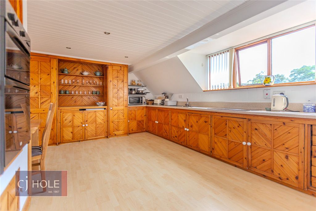Property photo 3 of 12 Picture No. 31