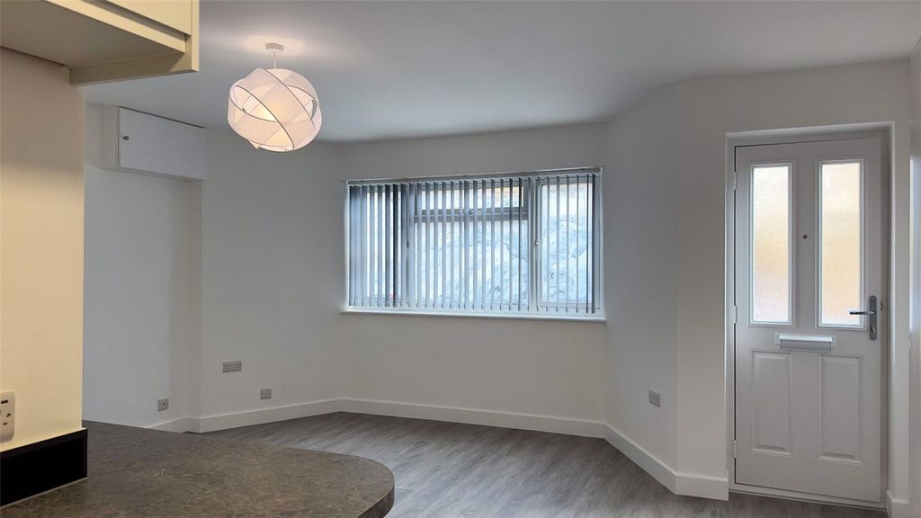Property photo 2 of 10 Picture No. 01
