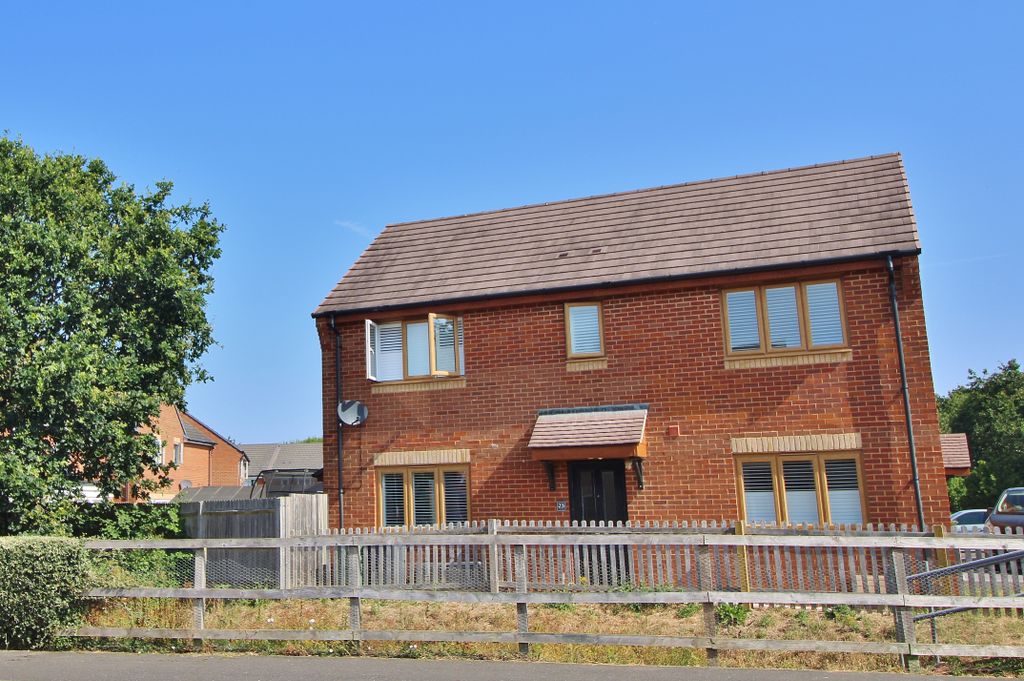 Property photo 1 of 24