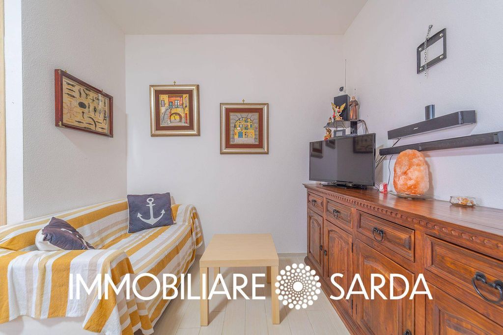 Property photo 2 of 33