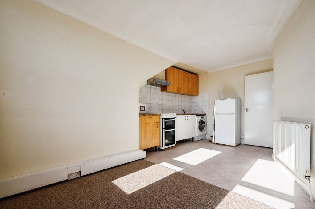 Property photo 2 of 18 Pbox-Img.Jpg