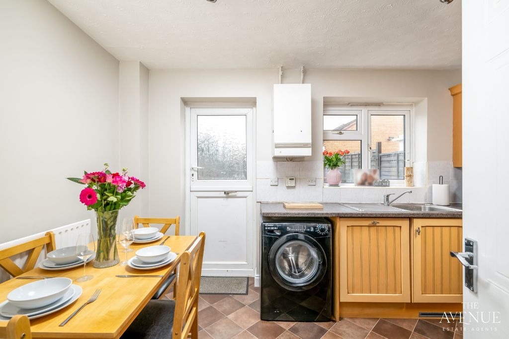 Property photo 3 of 35 4899906
