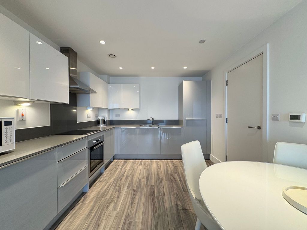 Property photo 2 of 12 Kitchen/Dining Area