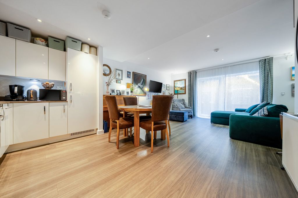 Property photo 2 of 16 Open Plan Living