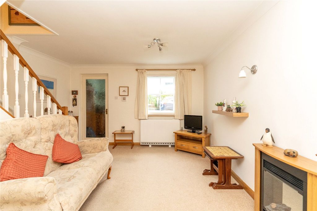 Property photo 2 of 18 Picture No. 14