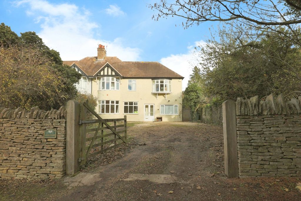 Property photo 1 of 19 Pbox-Img.Jpg