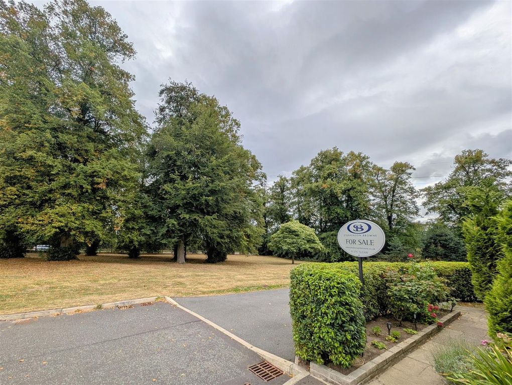 Property photo 2 of 29 George Gallimore.Jpg