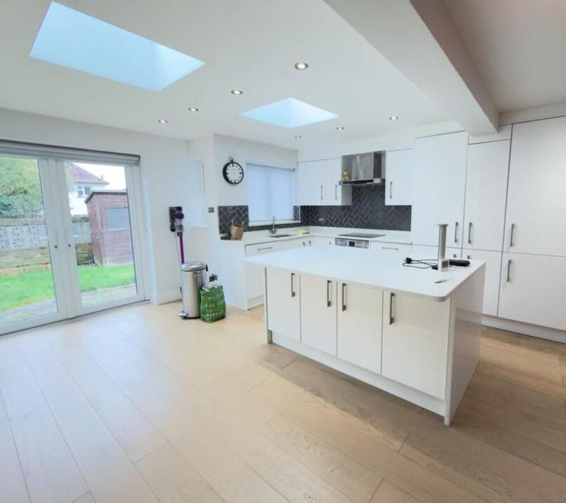 Property photo 1 of 7 Kitchen.Png