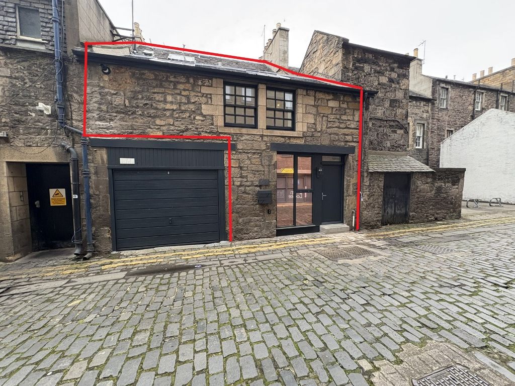 Property photo 1 of 1