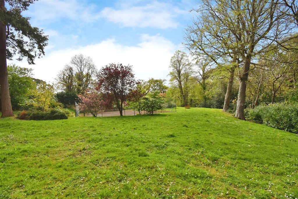 Property photo 3 of 9 4Bddf23E-Dsc_6927.Jpg