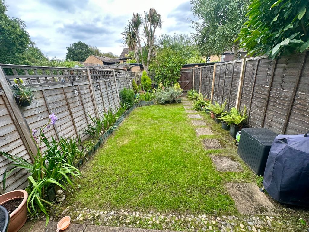 Property photo 2 of 11