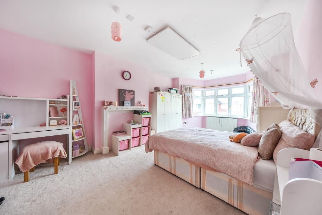 Property photo 3 of 10 Bedroom